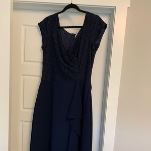 Size 12 Laura Navy blue dress with lace detail